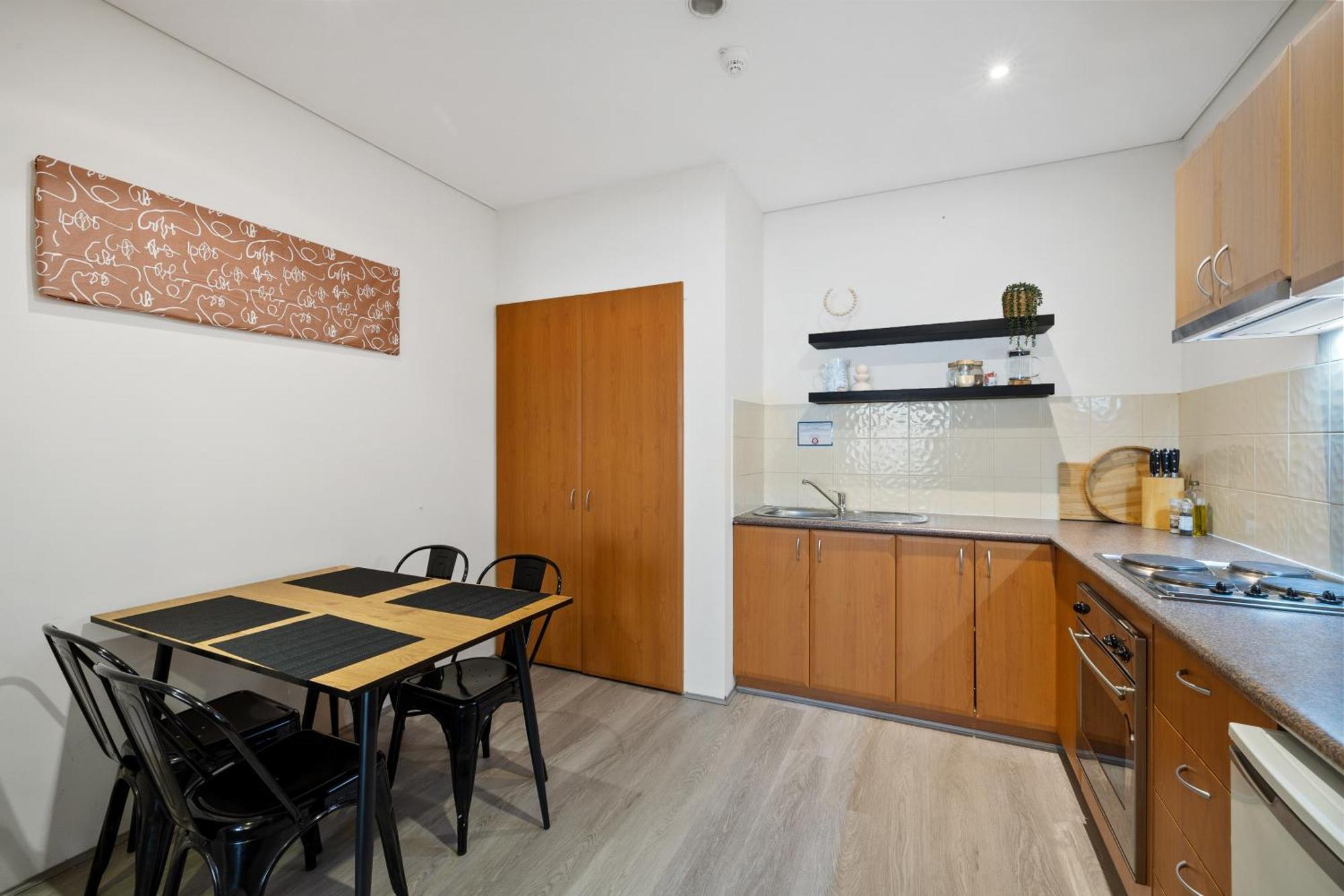 304 Superior 1br Big Beautiful For 2 Perth
