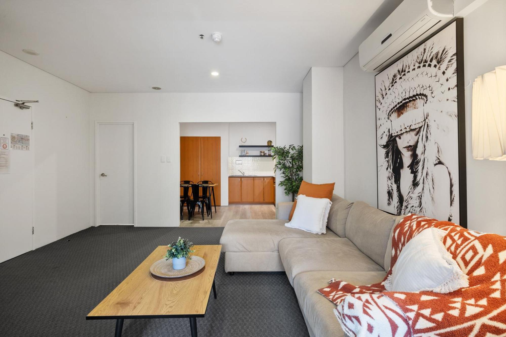 304 Superior 1br Big Beautiful For 2